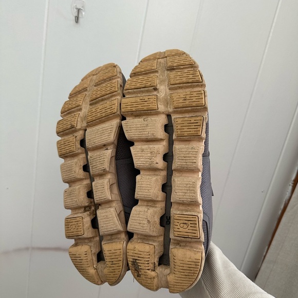 On Running Women’s Gray Running Shoes - Picture 2 of 4